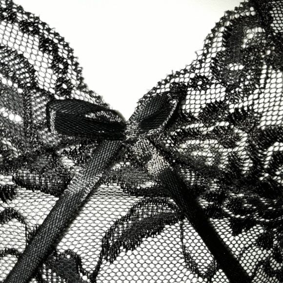Black Rose Sheer Lace Bralette Cheeky Panty Set - Picture 4 of 8